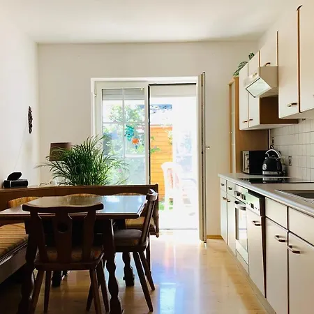 Апартаменты Bernhard Schmidt-gasse