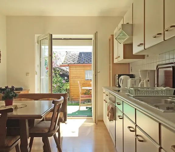 Bernhard Schmidt-gasse Apartment