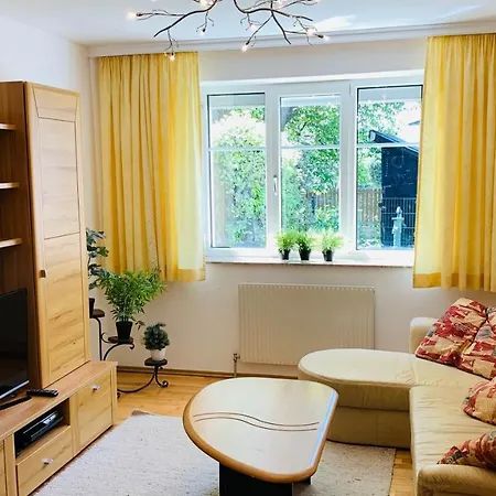 Bernhard Schmidt-gasse *